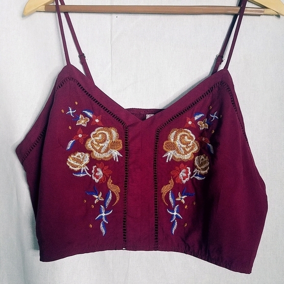 Xhilaration Top Crop Tank Smocked Straps Embroidered Floral Euro Summer - Picture 8 of 10